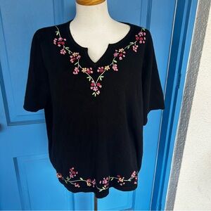 Designers Studio Originals Multicolor Floral Embellished Black Short Sleeve Top